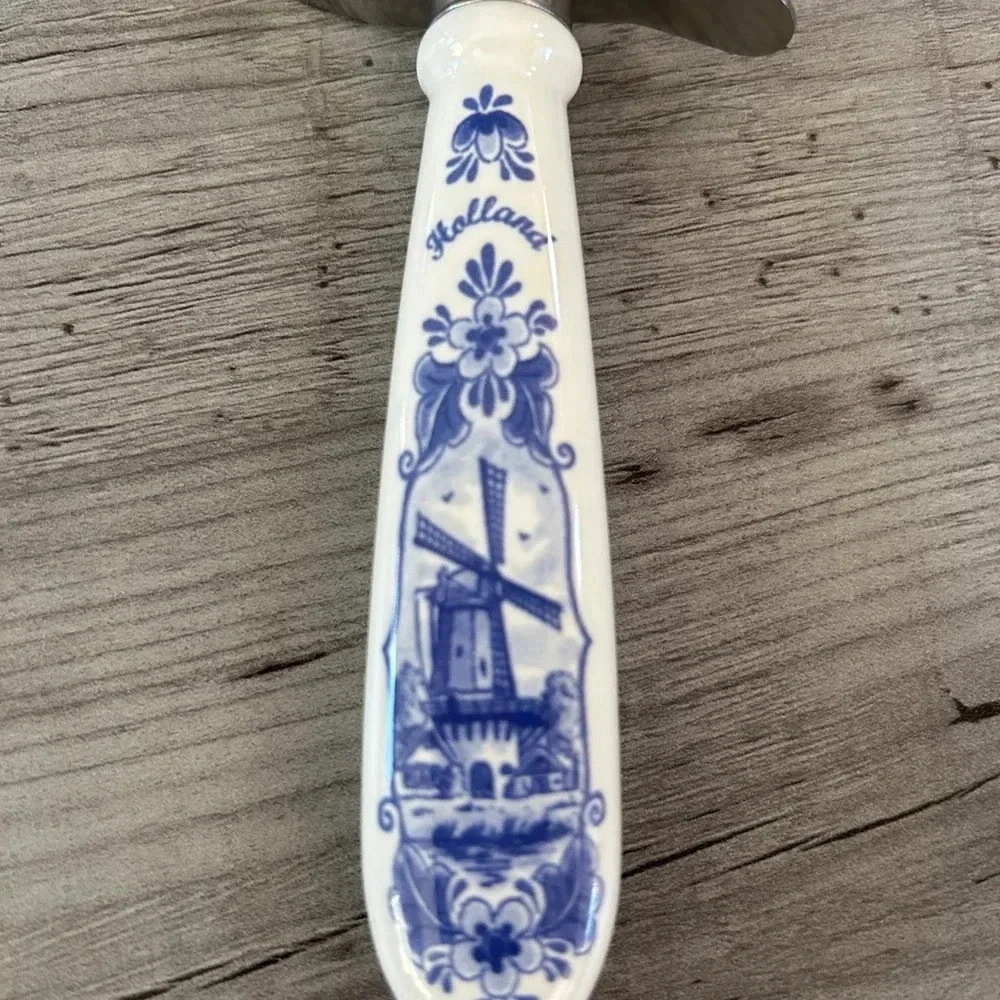 Delft Blue Pizza Cutter/Slicer - Picture 4 of 6